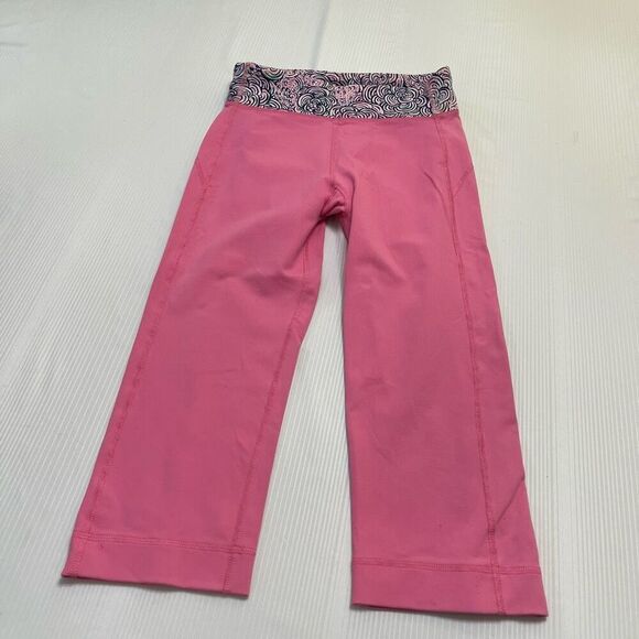 Lilly Pulitzer Pink Cropped Leggings Size Small - Picture 1 of 10